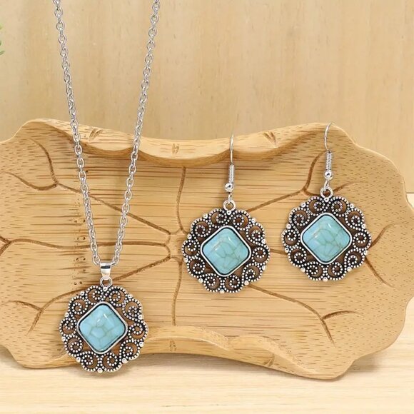 #55 Bohemian Boho Simulated Turquoise Earrings & Necklace Set - Picture 1 of 1